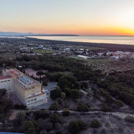 Costablanca Explore Hostel Sports & Events ลามารีนา ภายนอก รูปภาพ
