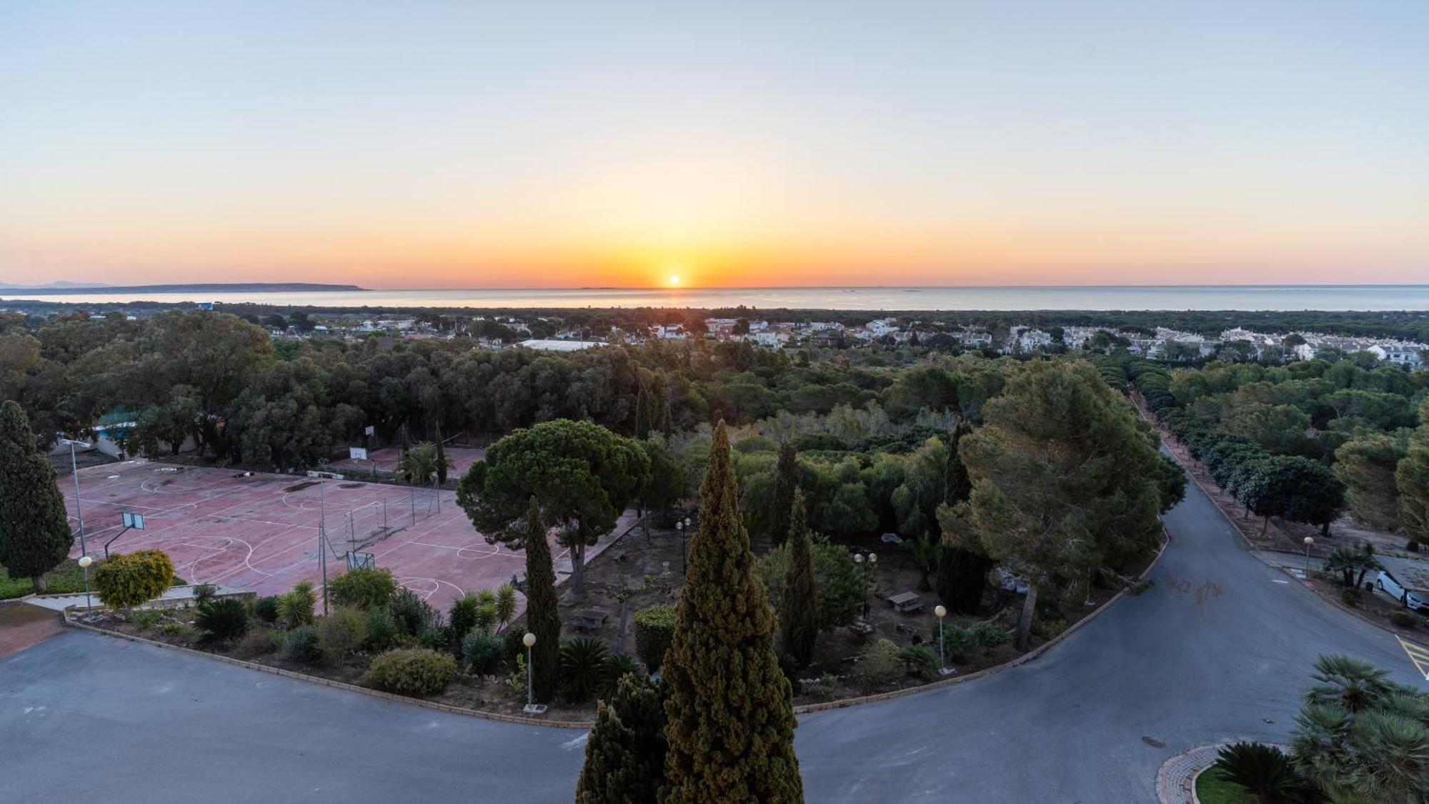 Costablanca Explore Hostel Sports & Events ลามารีนา ภายนอก รูปภาพ
